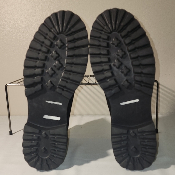 Seychelles Black Ankle Booties with Elastic Panels - Picture 6 of 6